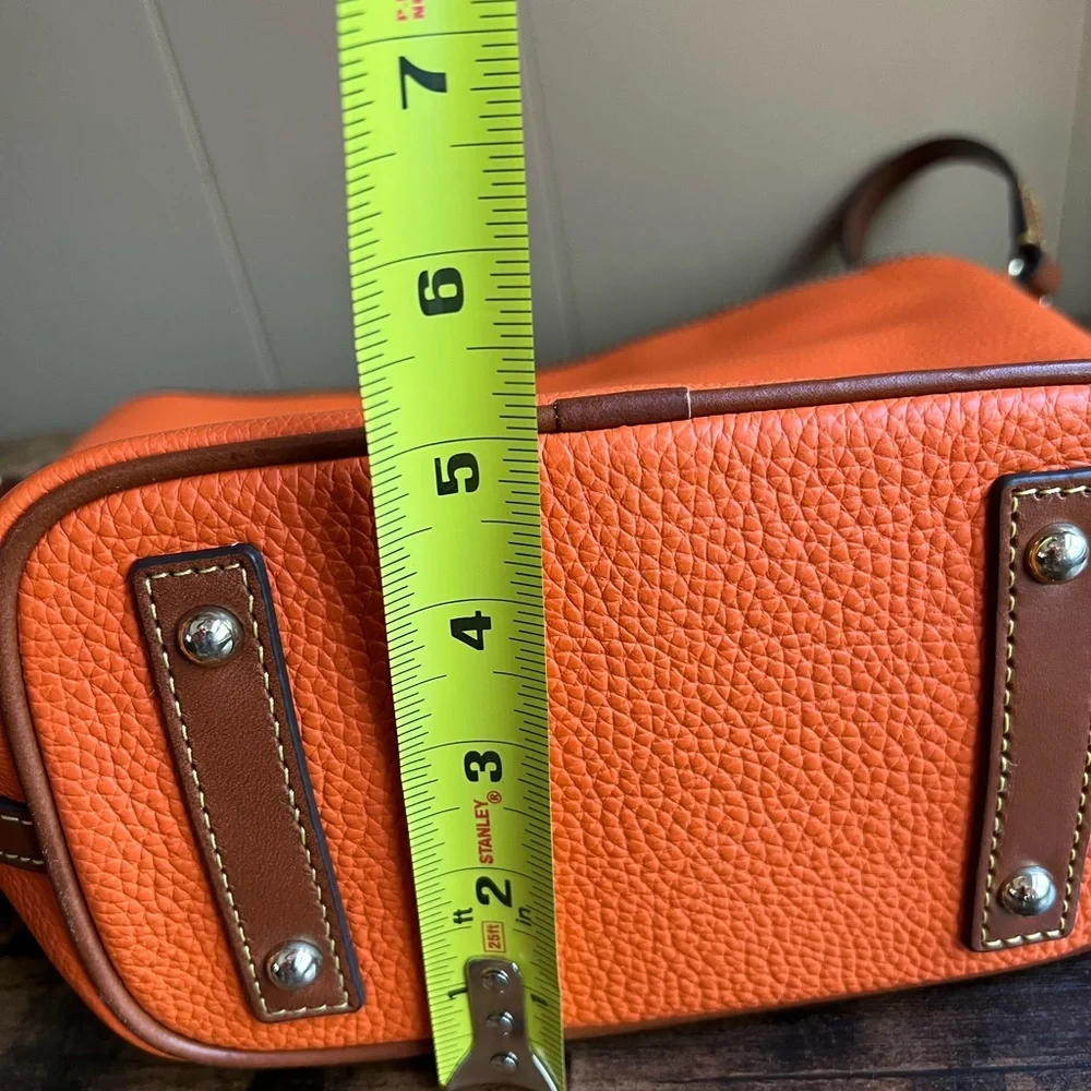 Dooney & Bourke Zip Sac in Clementine Pebble Leather Crossbody Bag - Picture 12 of 16